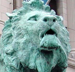 Image of lions in front of Art Institute of Chicago